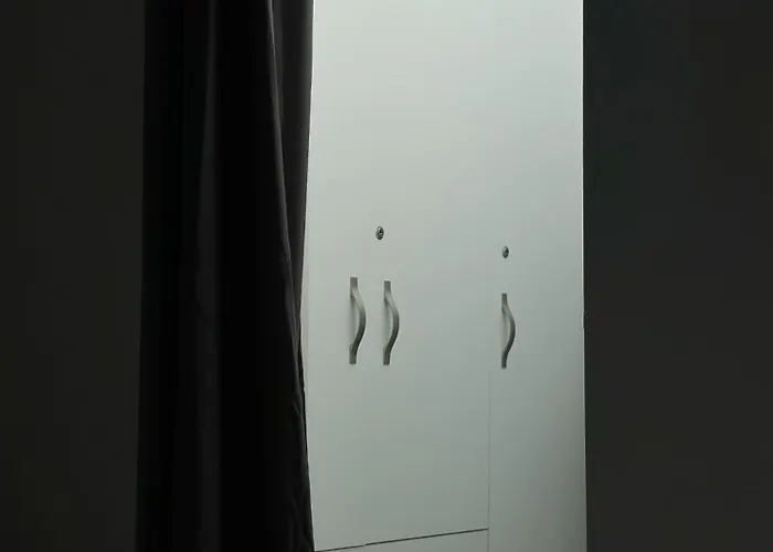 Seabreeze By Ro Apartman